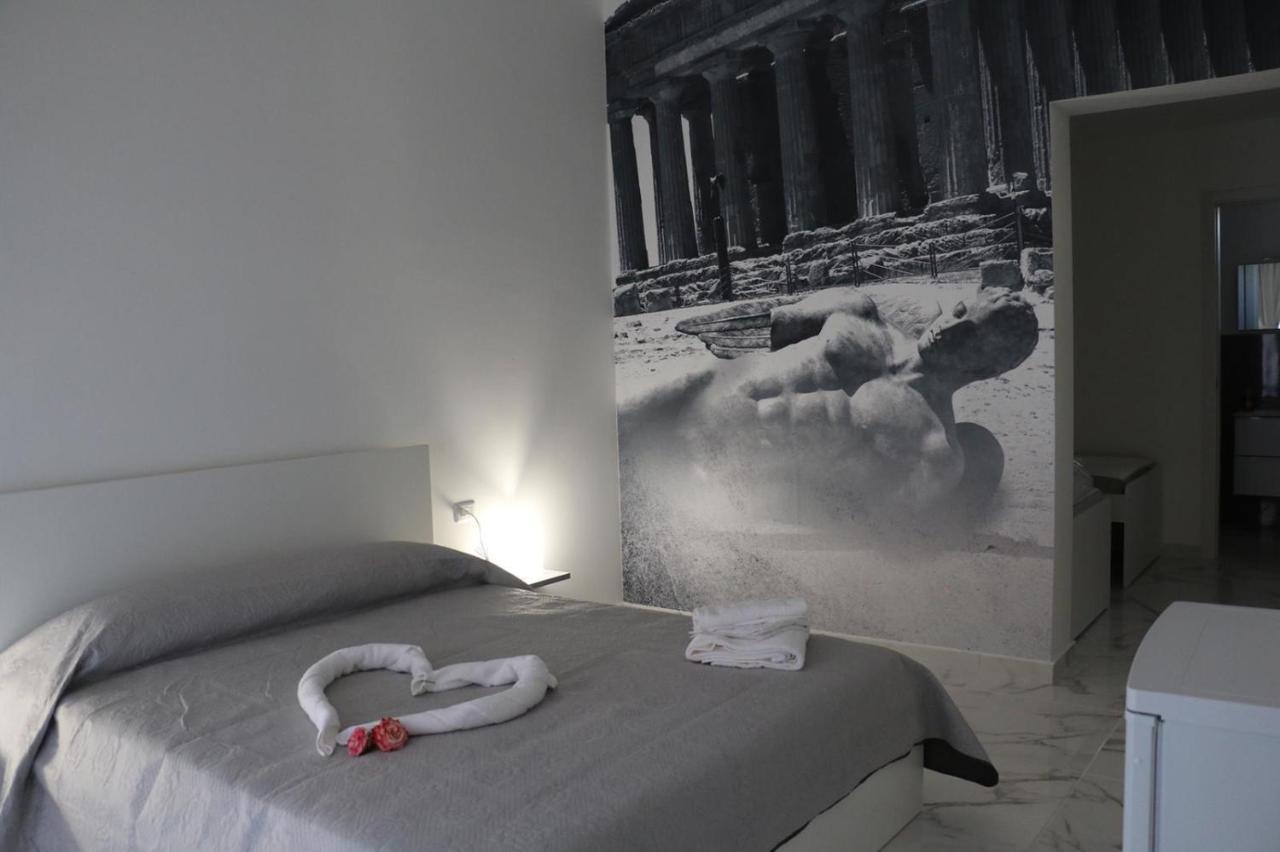 Amantea Monument Bed & Breakfast Terrasini